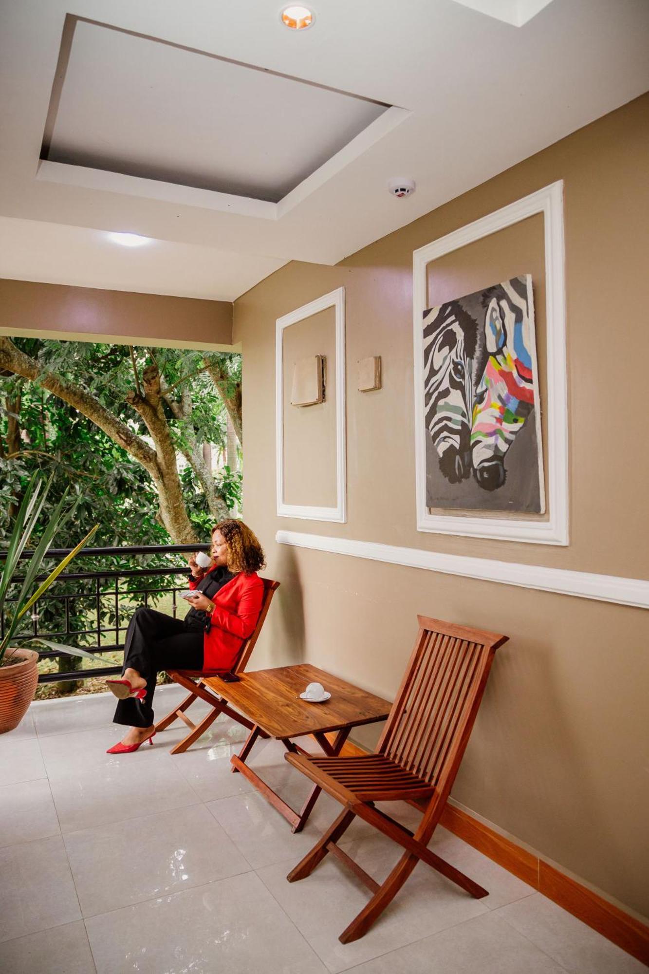 Greenside Hotel Аруша Екстериор снимка