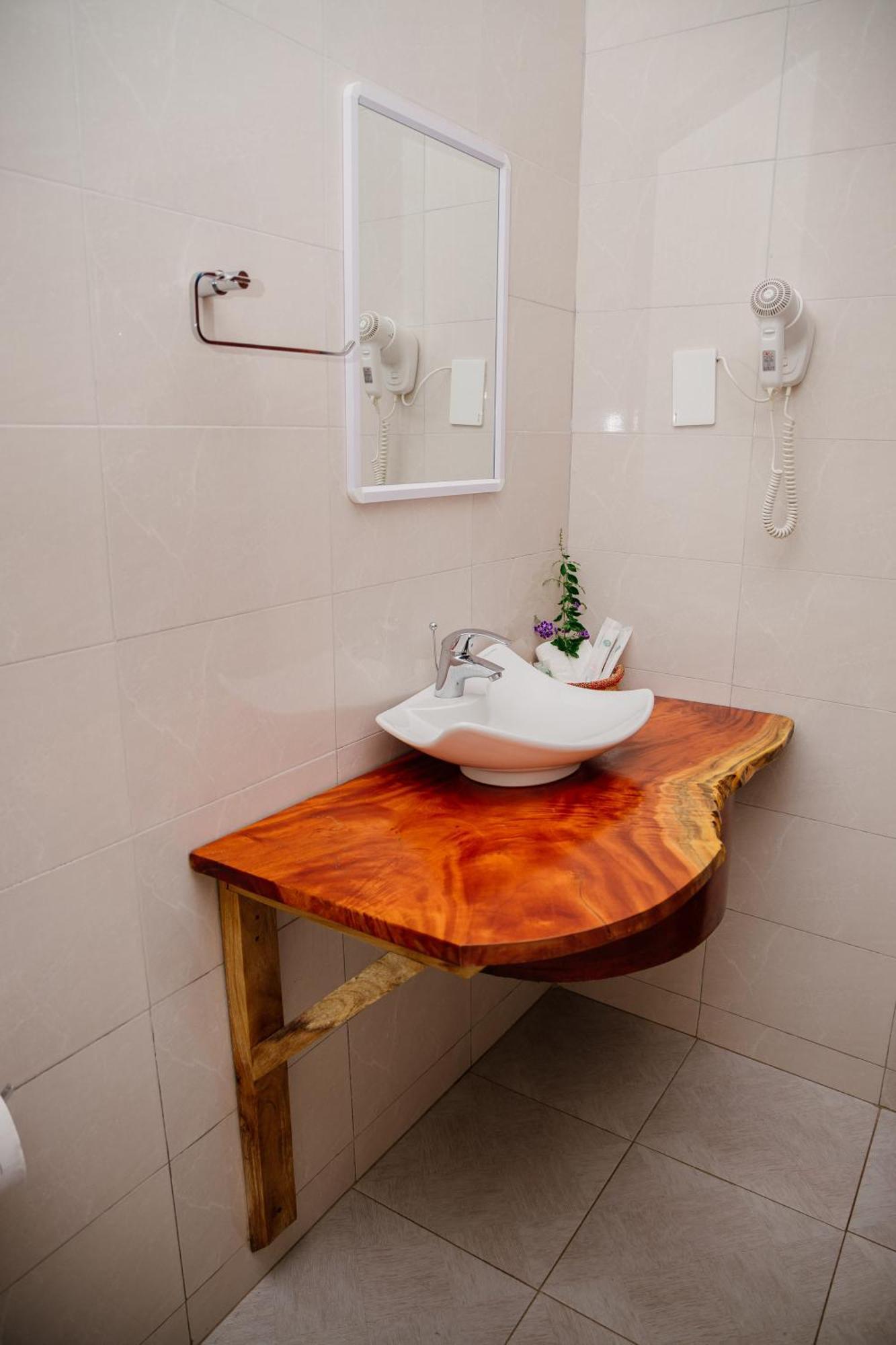 Greenside Hotel Аруша Екстериор снимка