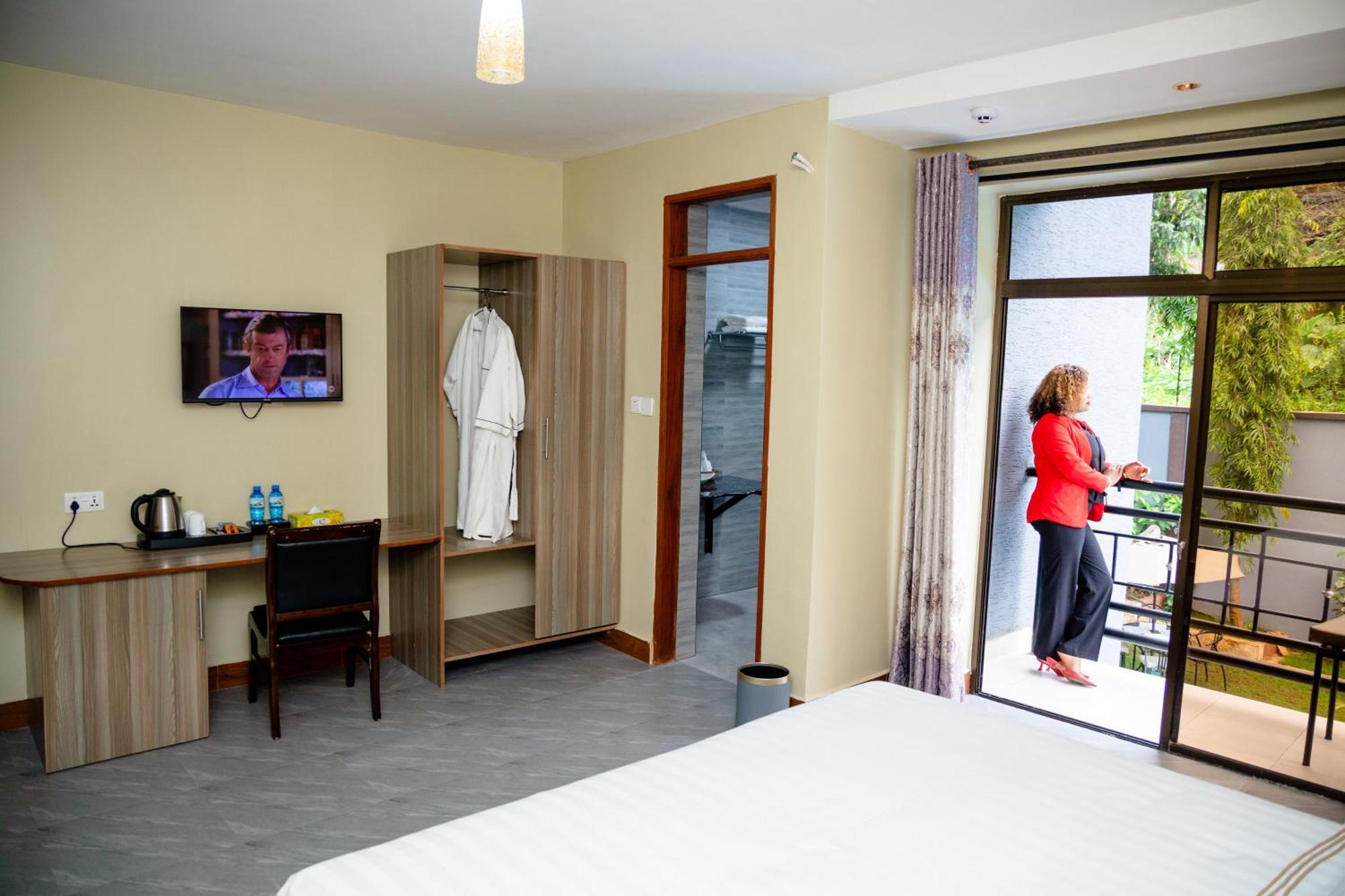 Greenside Hotel Аруша Екстериор снимка