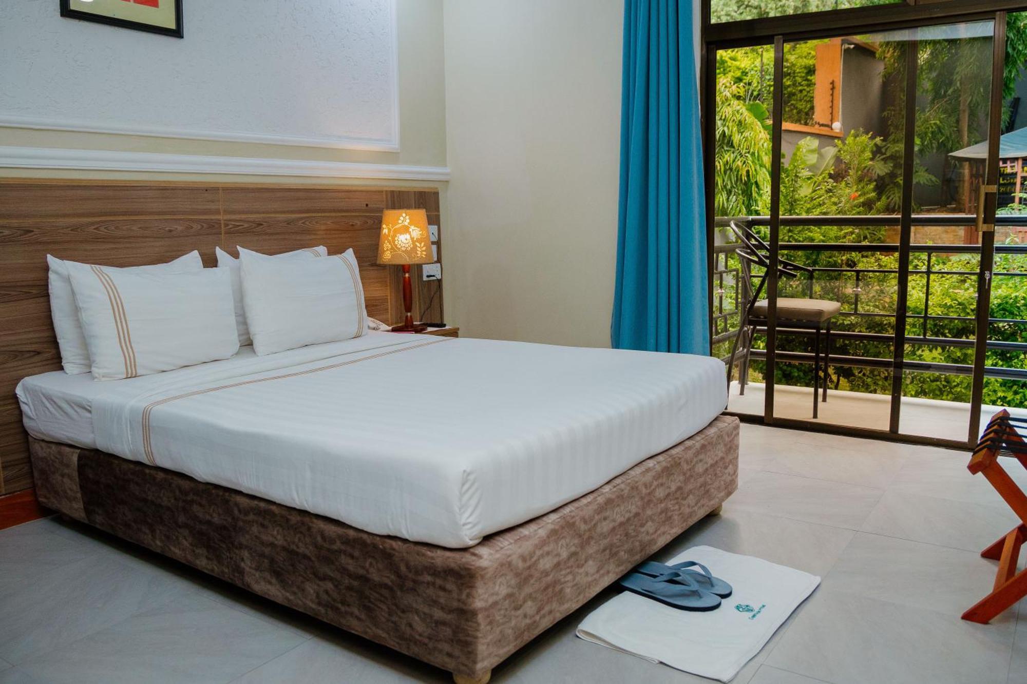 Greenside Hotel Аруша Екстериор снимка