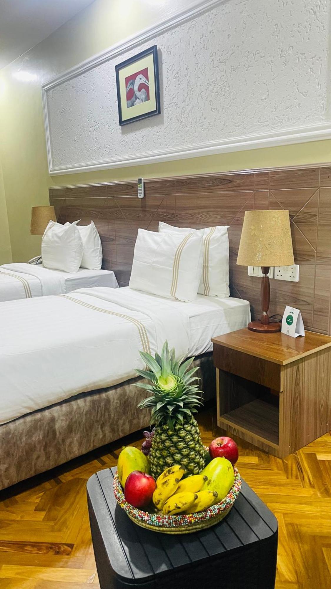 Greenside Hotel Аруша Екстериор снимка